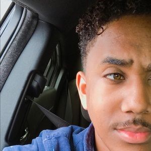 Meet your Posher, Nikko